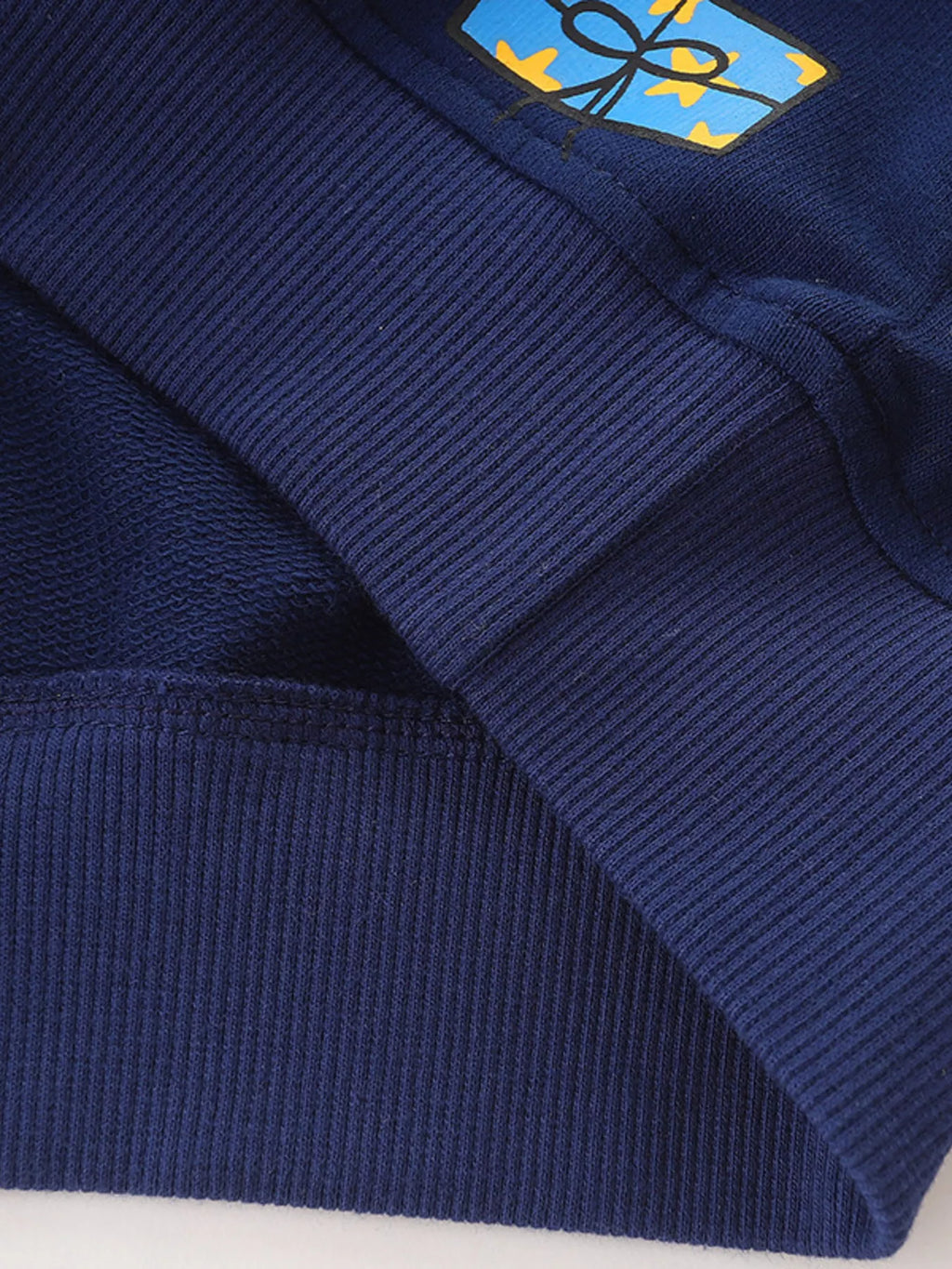 41b47921fc9e4900a855b24e4cdbdfa3-Max-Origin