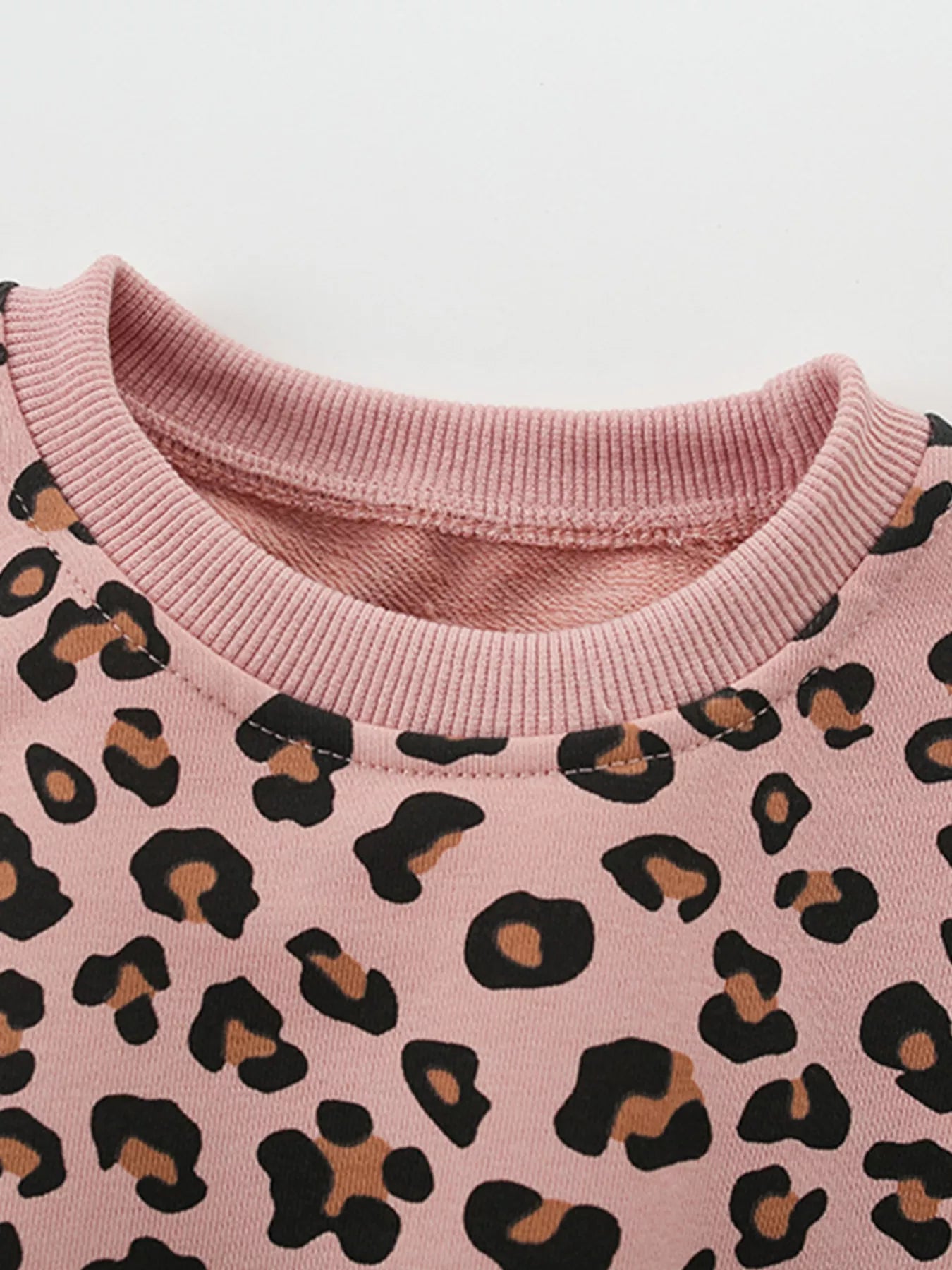 4d6e646c3f244d7cbf3c8ea85ac28acd-Max-Origin